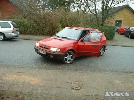 Skoda  Felicia 1.6 glx solgt billede 9