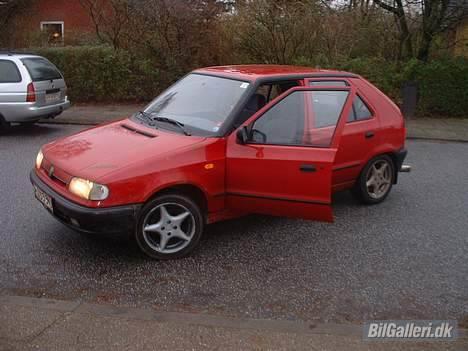 Skoda  Felicia 1.6 glx solgt billede 10