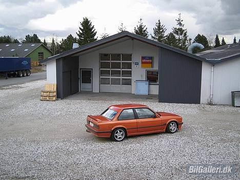 BMW 320I  Solgt - Lidt mere med de "nye" fælge. billede 3