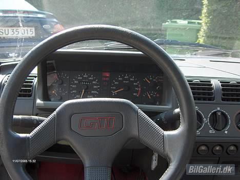 Peugeot 205 GTI 1,9 - lige et billede fra kontroltårnet billede 6