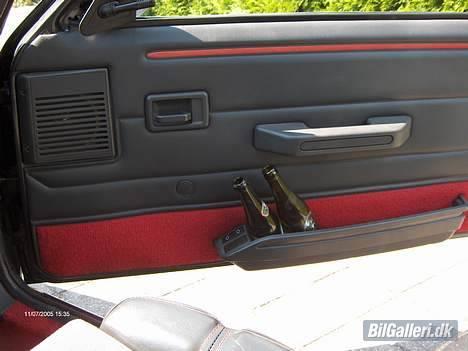 Peugeot 205 GTI 1,9 - Ja der er vel altid plads til en stift eller to når vi cruser rundt på fyns land billede 7