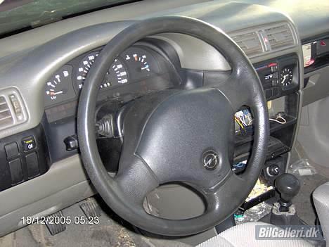 Opel Vectra A - det er standart endnu..... men vent og se........!!! billede 6