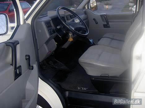 VW TRANSPORTER 2,5 TDI billede 8