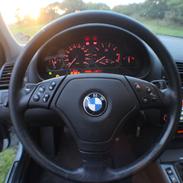BMW E46 320i