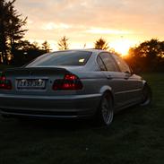 BMW E46 320i
