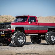 Chevrolet Silverado K30 X ARMY