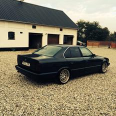 BMW 525i e34