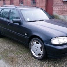 Mercedes Benz C 250 Sport 2.5 TD W202 st.car