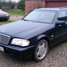 Mercedes Benz C 250 Sport 2.5 TD W202 st.car