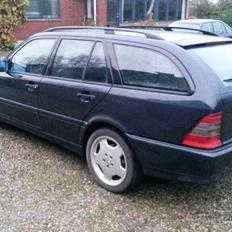 Mercedes Benz C 250 Sport 2.5 TD W202 st.car