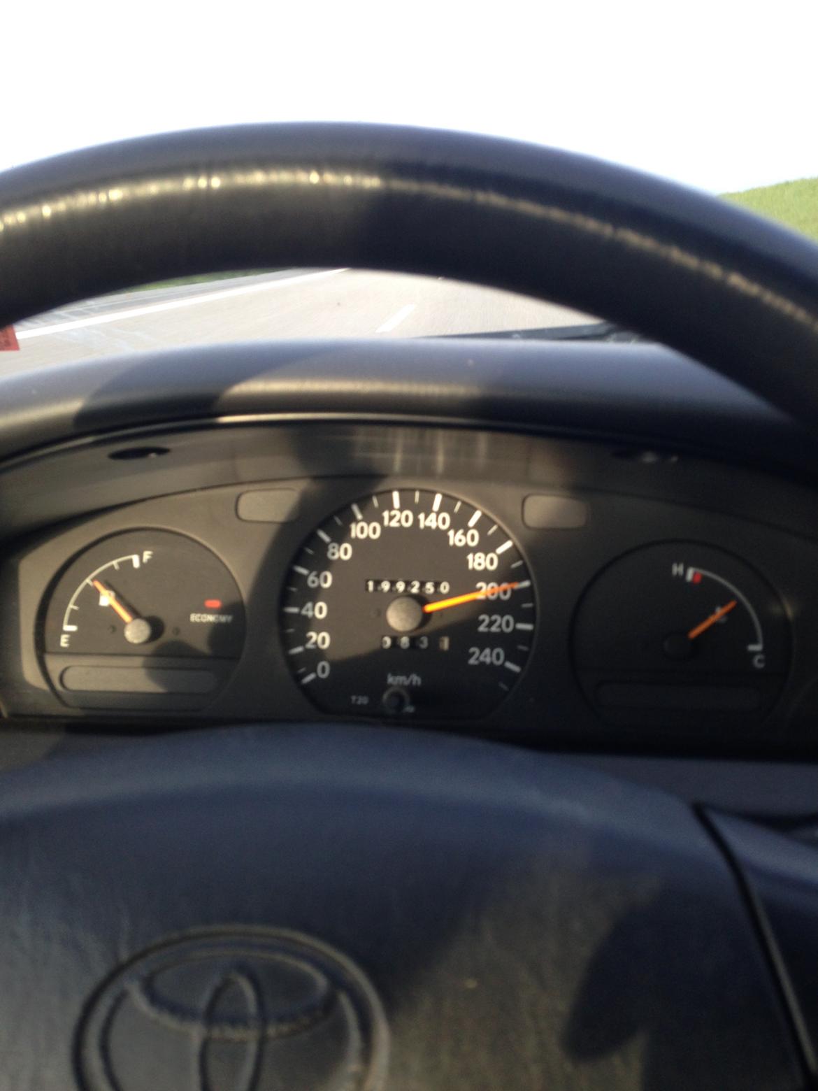 Toyota Carina E (SOLGT) billede 9