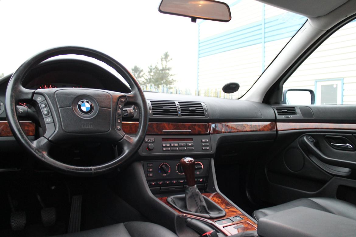 BMW E39 523i billede 10