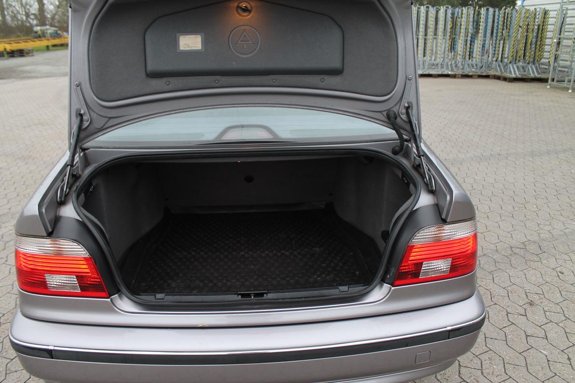 BMW E39 523i billede 17