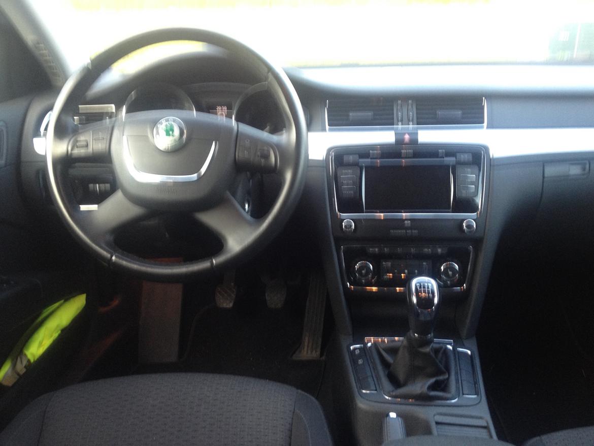 Skoda Superb combi elegance billede 9