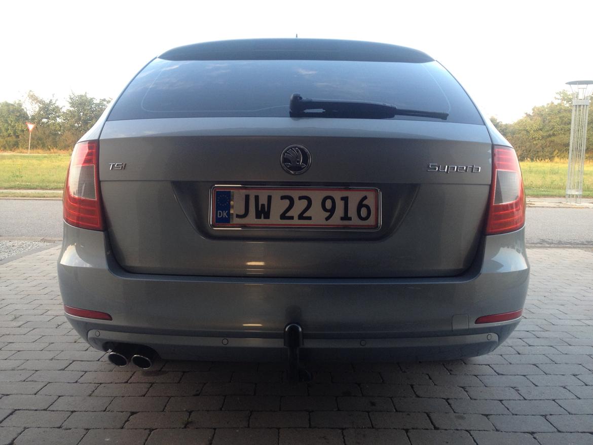Skoda Superb combi elegance billede 11
