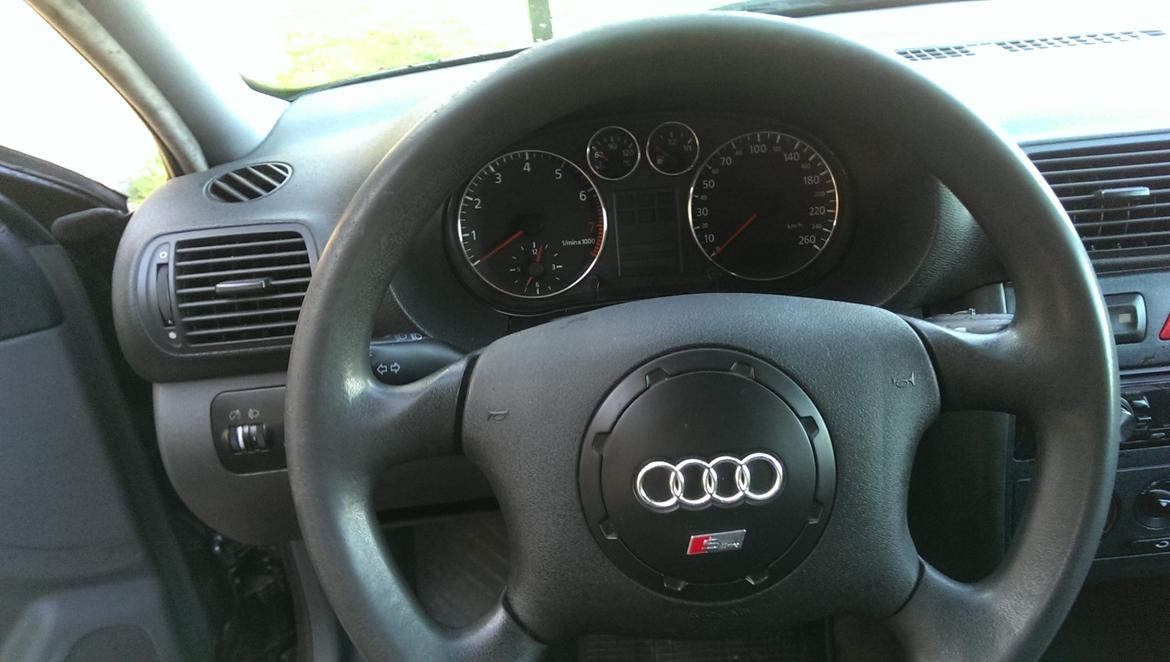 Audi 1.6 billede 8