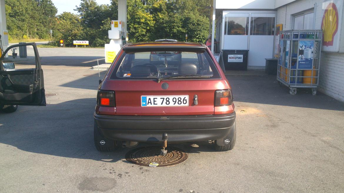 Opel Astra 1.6 (Wunderbaumwagen) - De nye Irmscher baglygter billede 7