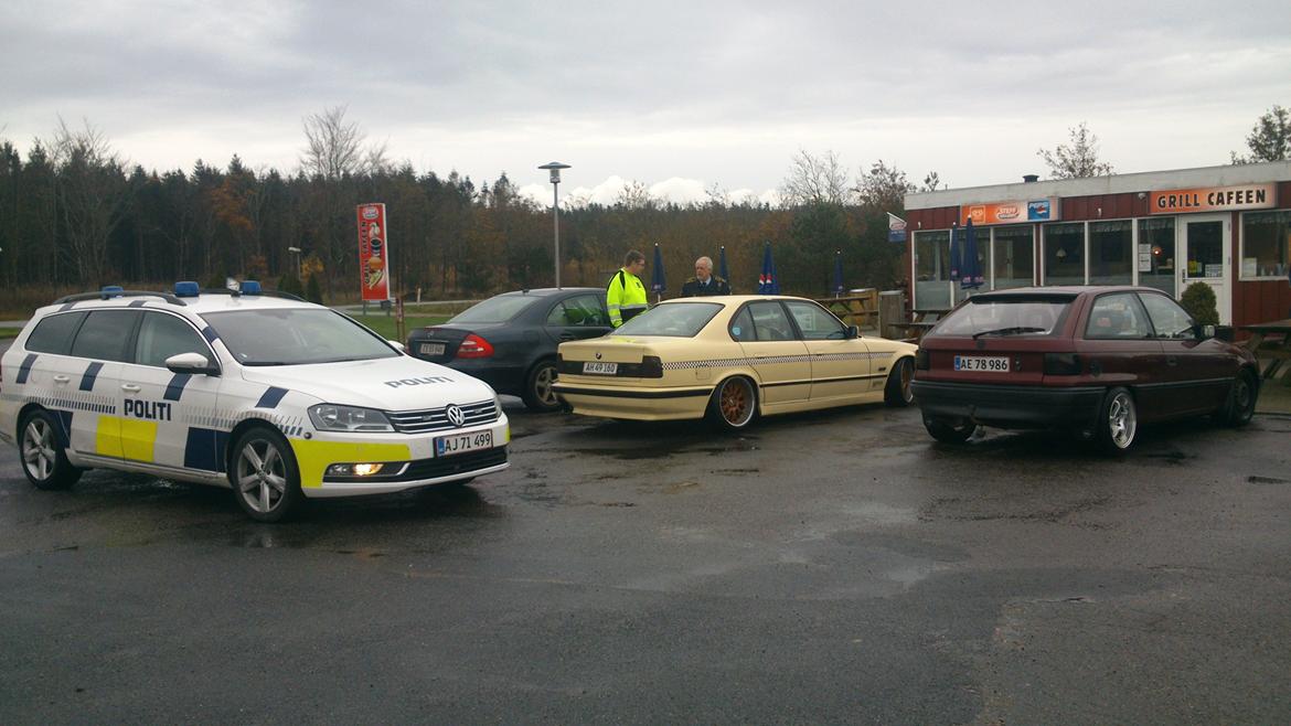 Opel Astra 1.6 (Wunderbaumwagen) - Ikke altid nemt og have en sænket bil ;) billede 15