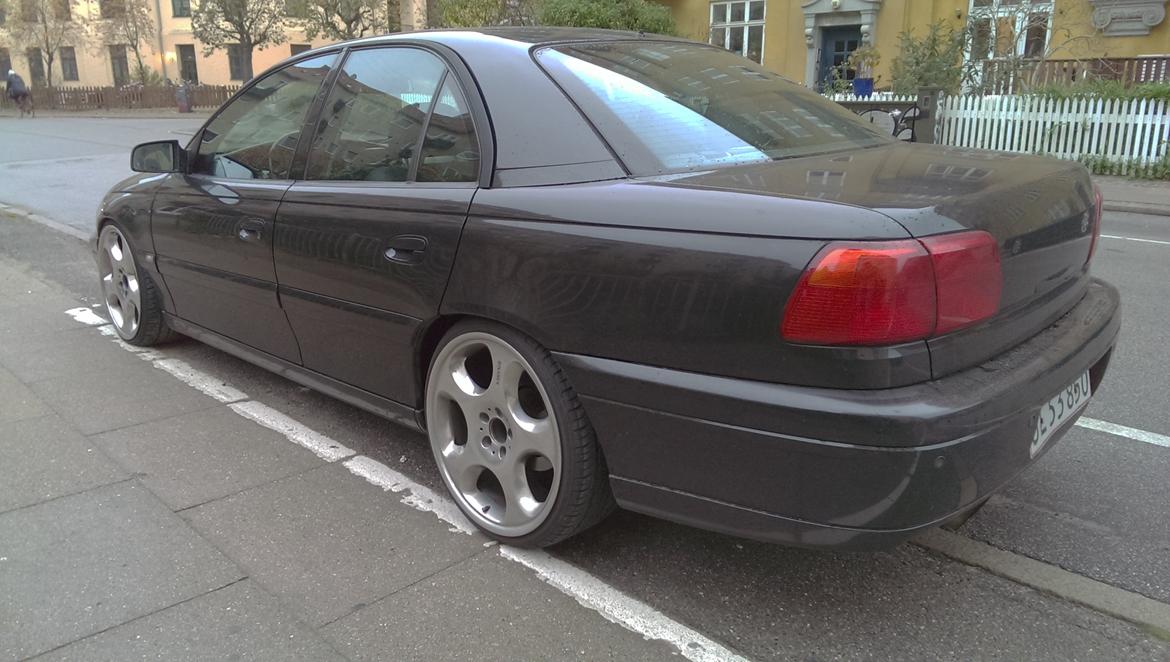 Opel Omega B 2,6 V6 aut. Elegance billede 4
