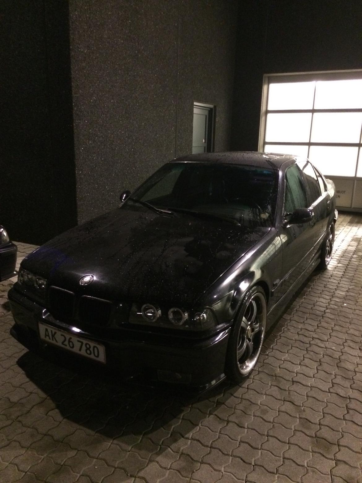 BMW E36 325i billede 6