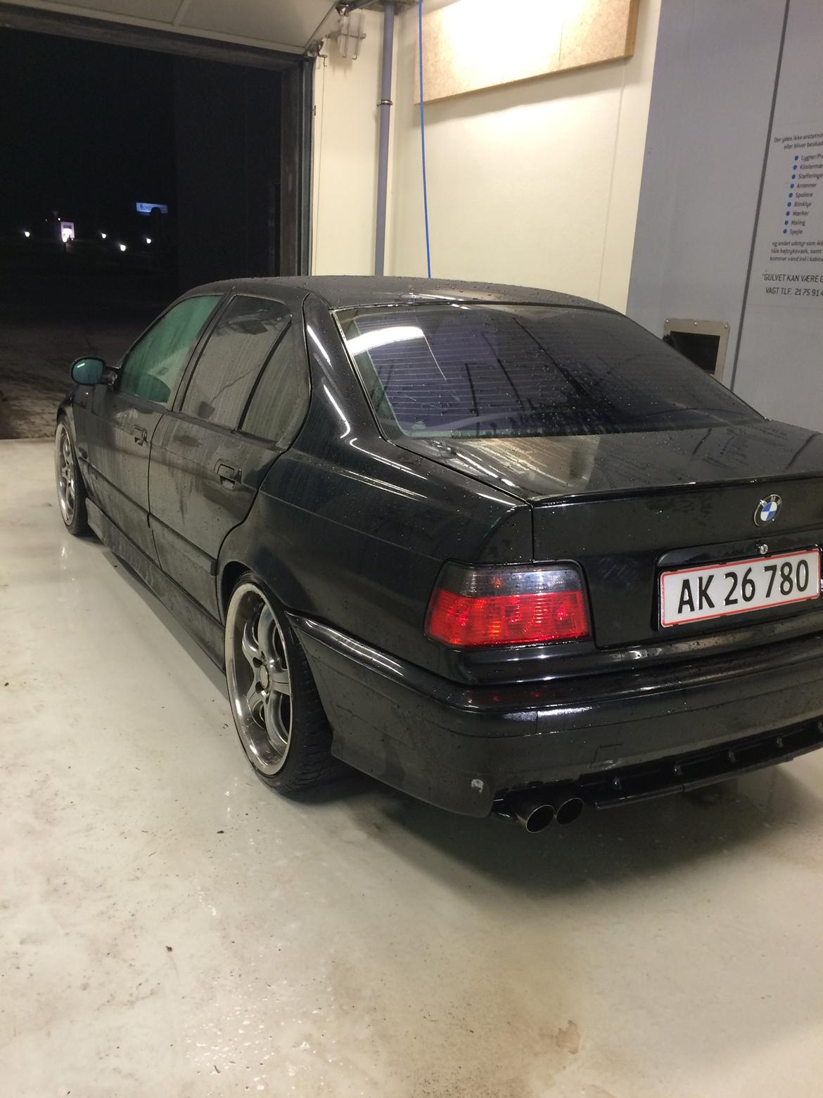 BMW E36 325i billede 8