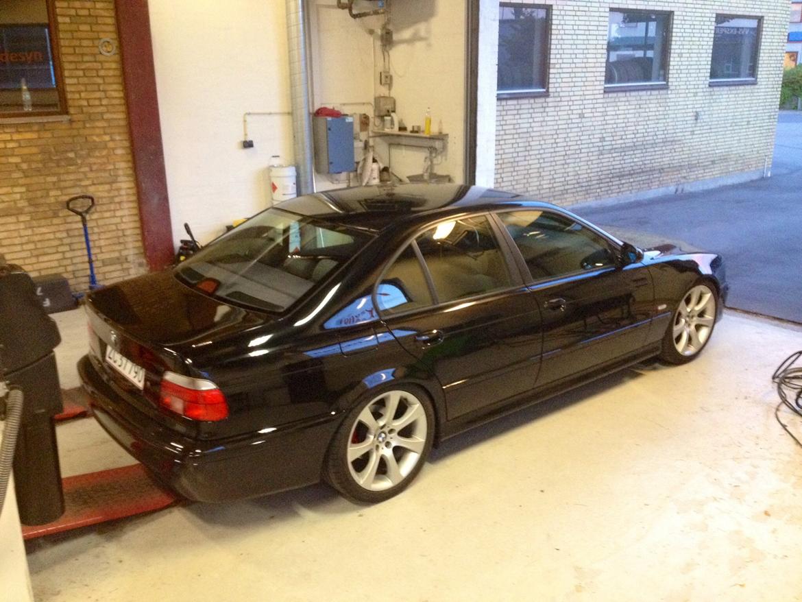 BMW E39 solgt billede 1