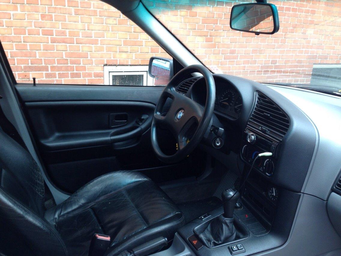 BMW 320i billede 4