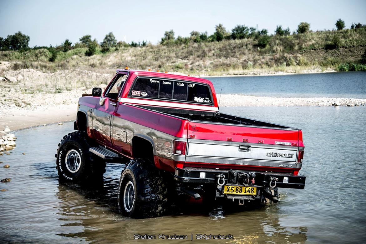 Chevrolet Silverado K30 X ARMY - og JOV den kan godt tåle at blive brugt det er jo en CHEVY :) billede 3