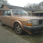 Volvo 244, 2,3, benzin