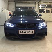 BMW 335i