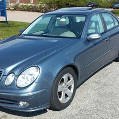 Mercedes Benz E320 AVANTGARDE SPORT