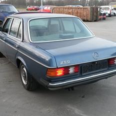 Mercedes Benz 250