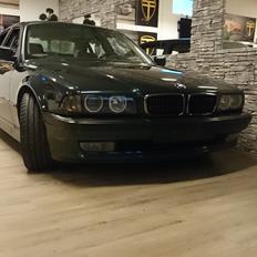 BMW 740i E38