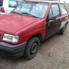 Opel corsa a ( vinterracer )