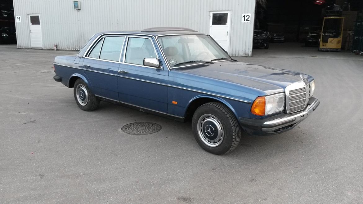 Mercedes Benz 250 - november 2014 billede 2