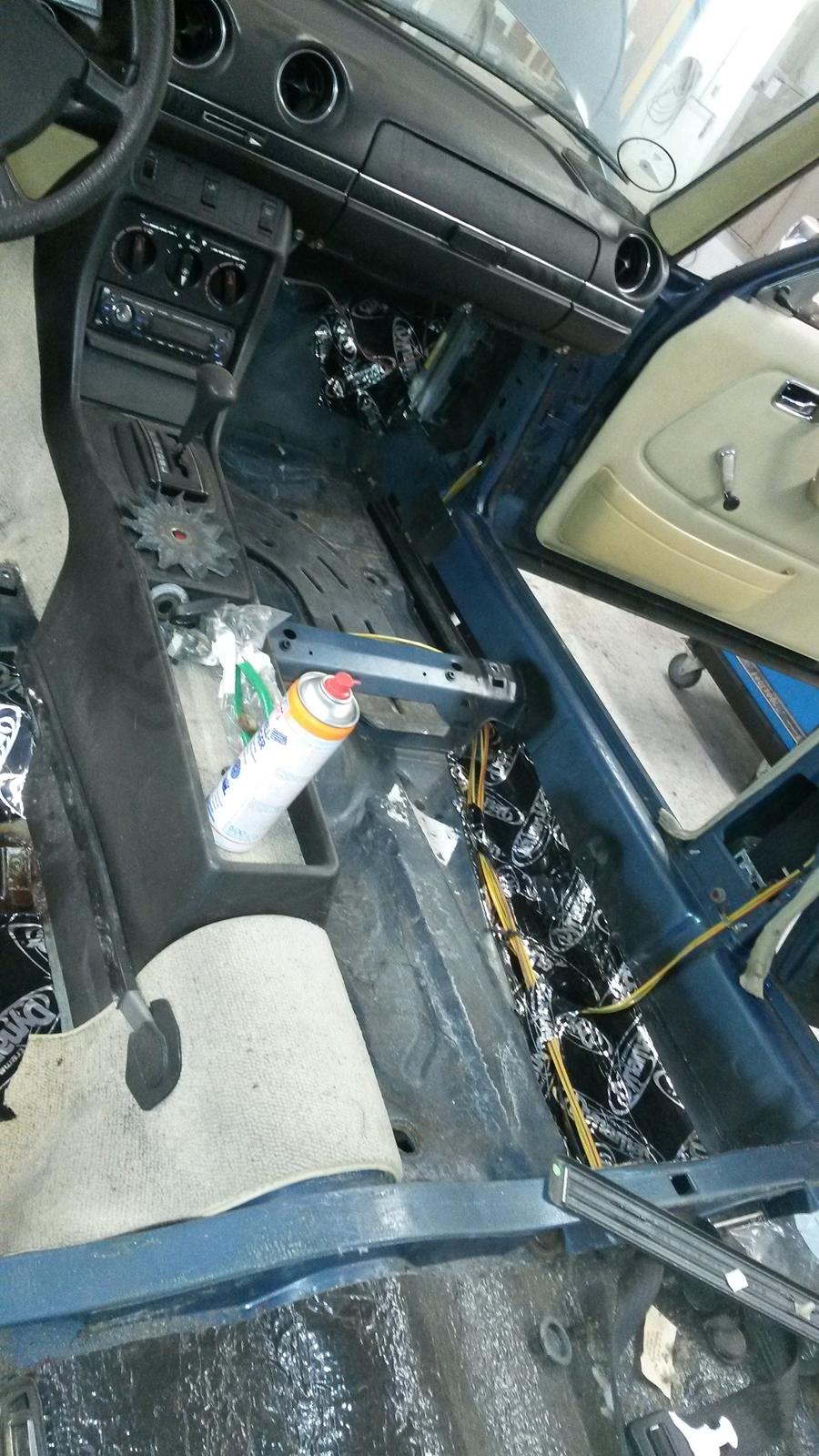 Mercedes Benz 250 - vognbund højre side billede 13