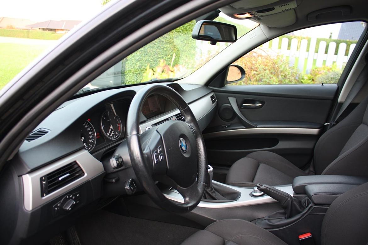 BMW 320d billede 6