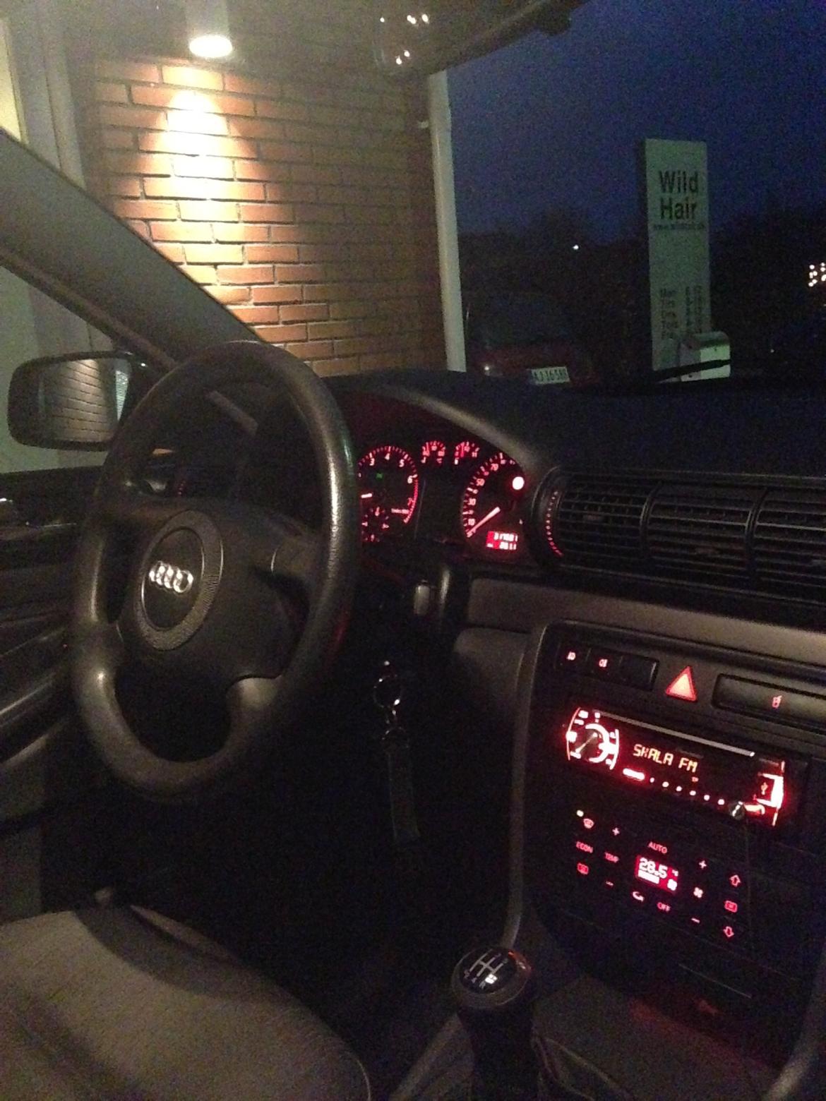 Audi audi a4 b5 1,8 limo billede 7