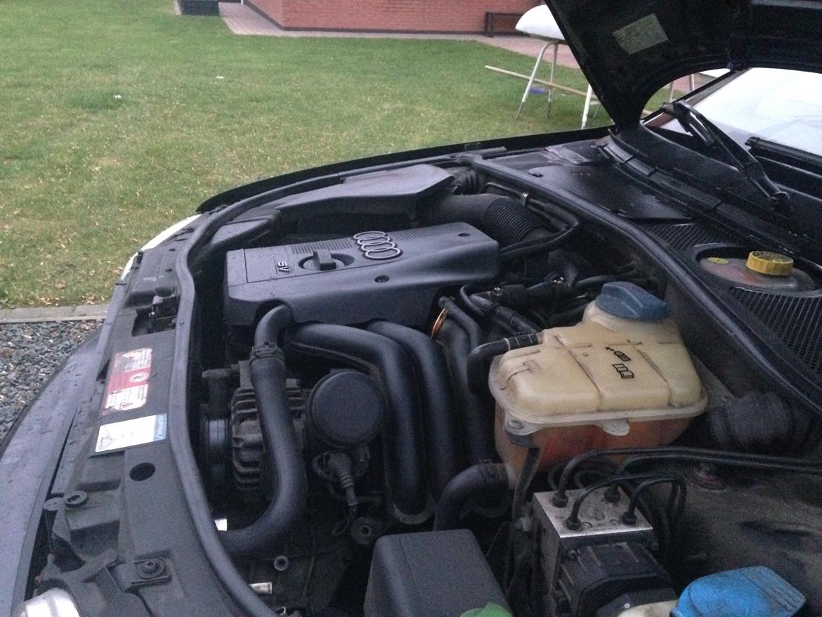 Audi audi a4 b5 1,8 limo billede 10