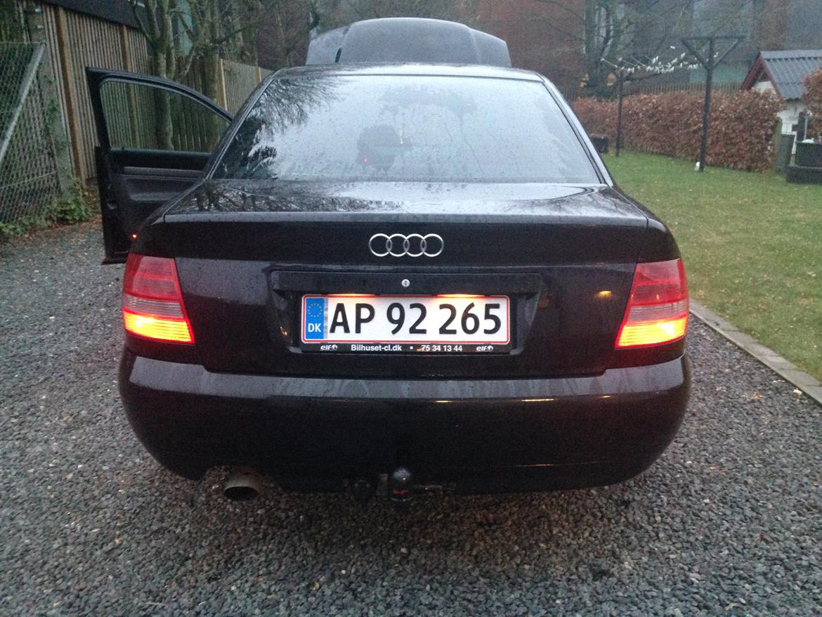 Audi audi a4 b5 1,8 limo billede 11