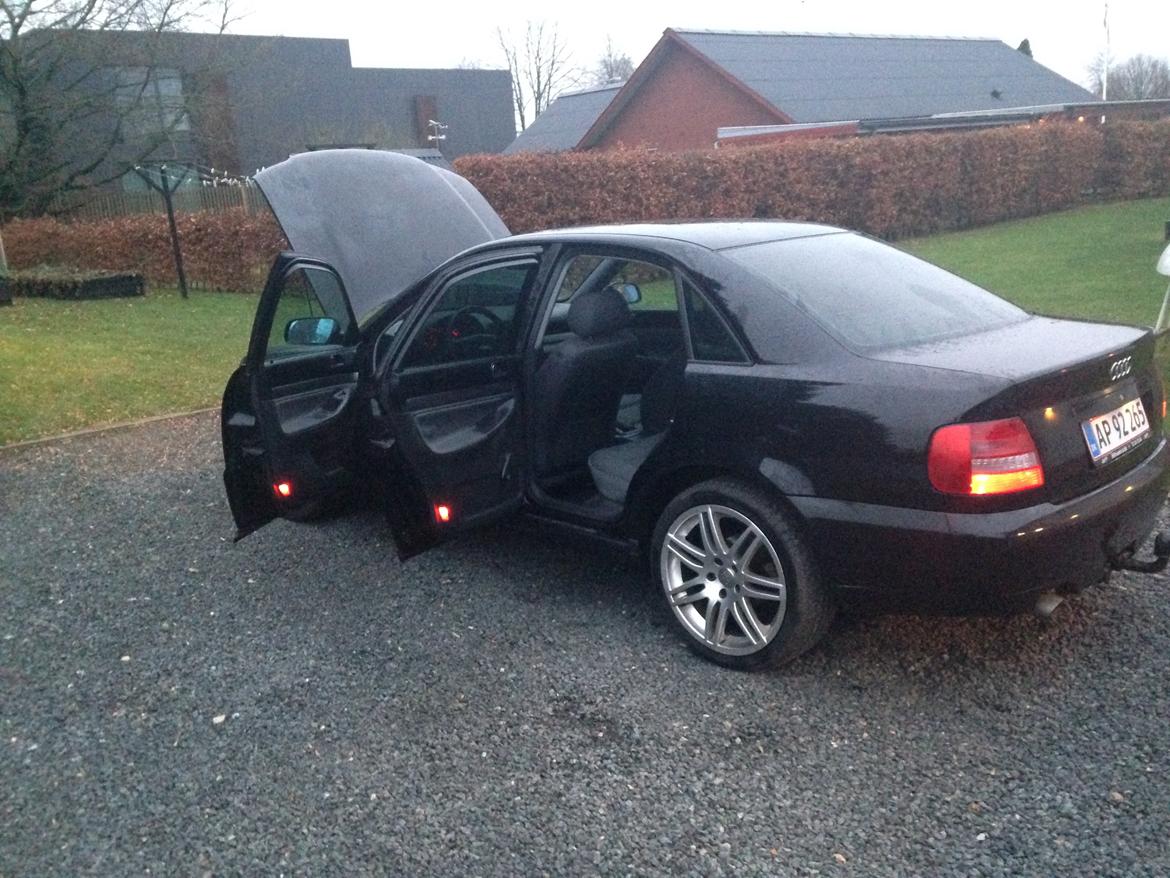 Audi audi a4 b5 1,8 limo billede 15