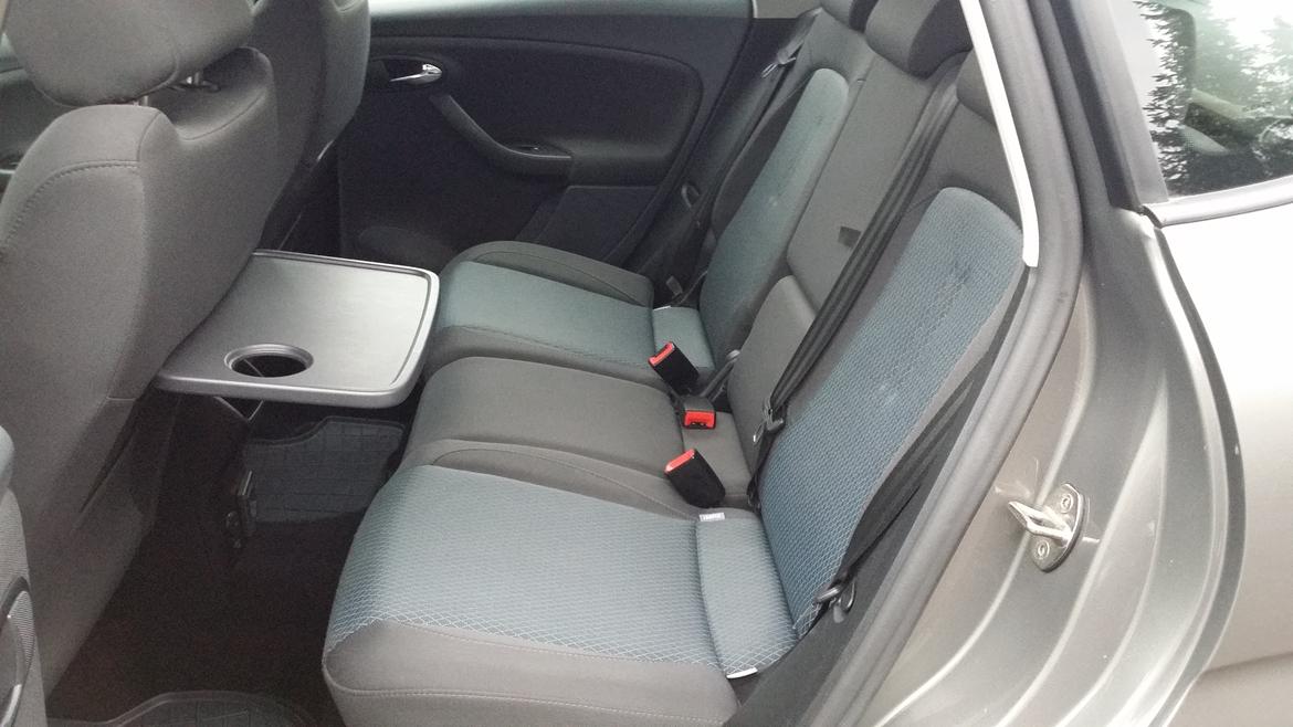 Seat Altea XL 1,6 Extra - Massere af benplads billede 12