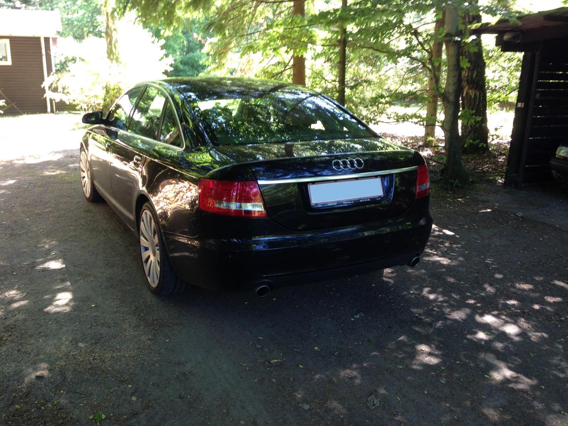 Audi A6 2,4 V6 solgt - en tur i skoven billede 9