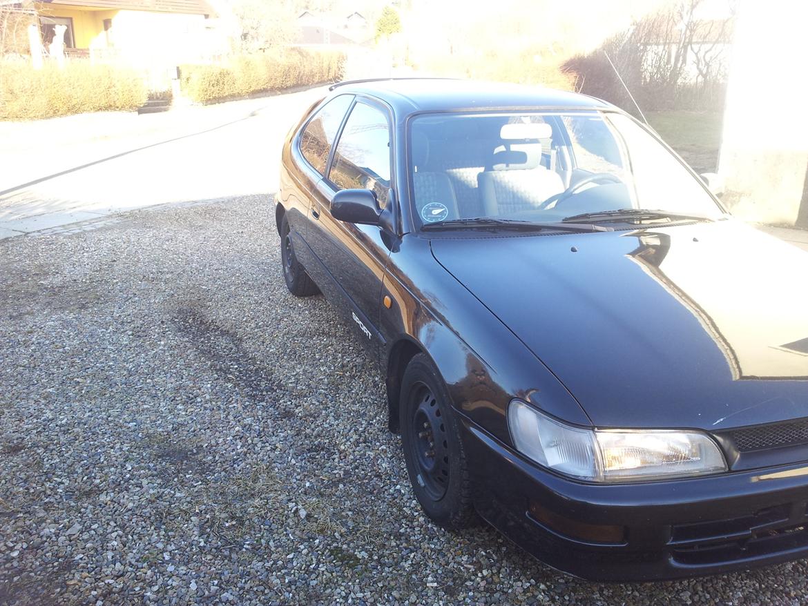 Toyota Corolla E10 billede 1