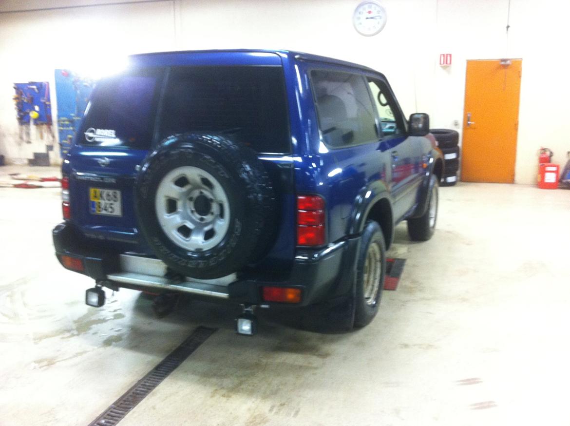 Nissan Patrol Y61 billede 4