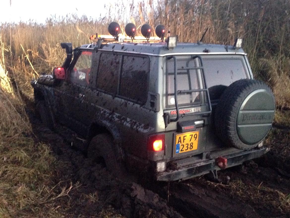 Nissan Patrol gr solgt billede 20