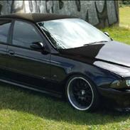 BMW E39 Black On Black