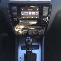 Skoda Octavia Combi Elegance Plus