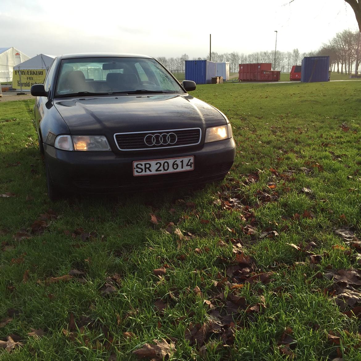 Audi A4 2.8 V6 Solgt billede 5