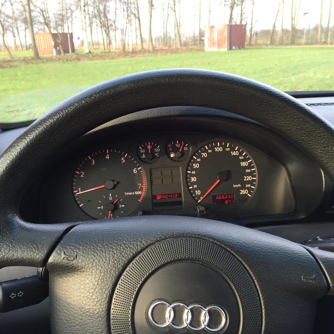 Audi A4 2.8 V6 Solgt billede 22